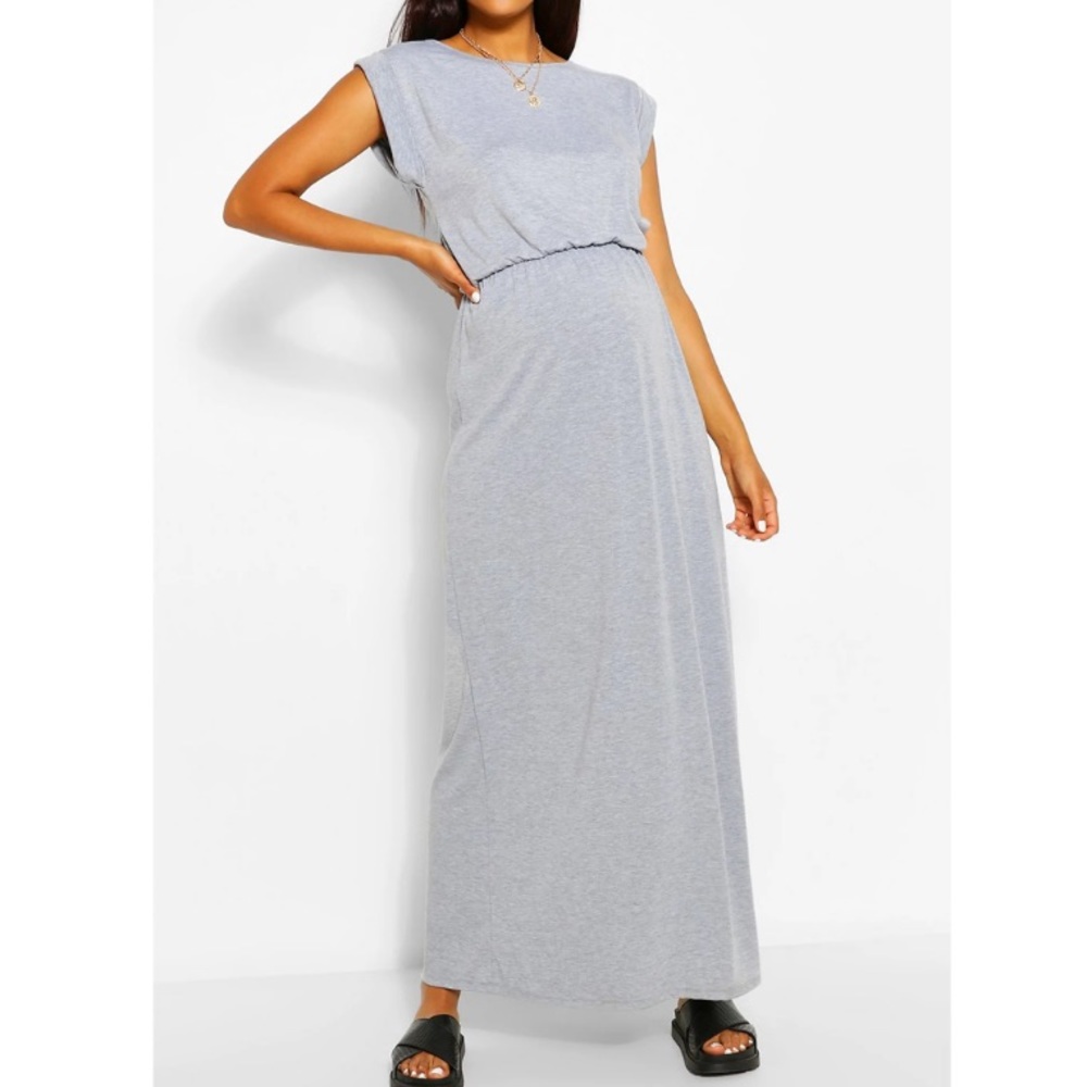 Boohoo maternity dress. New! Never worn before.